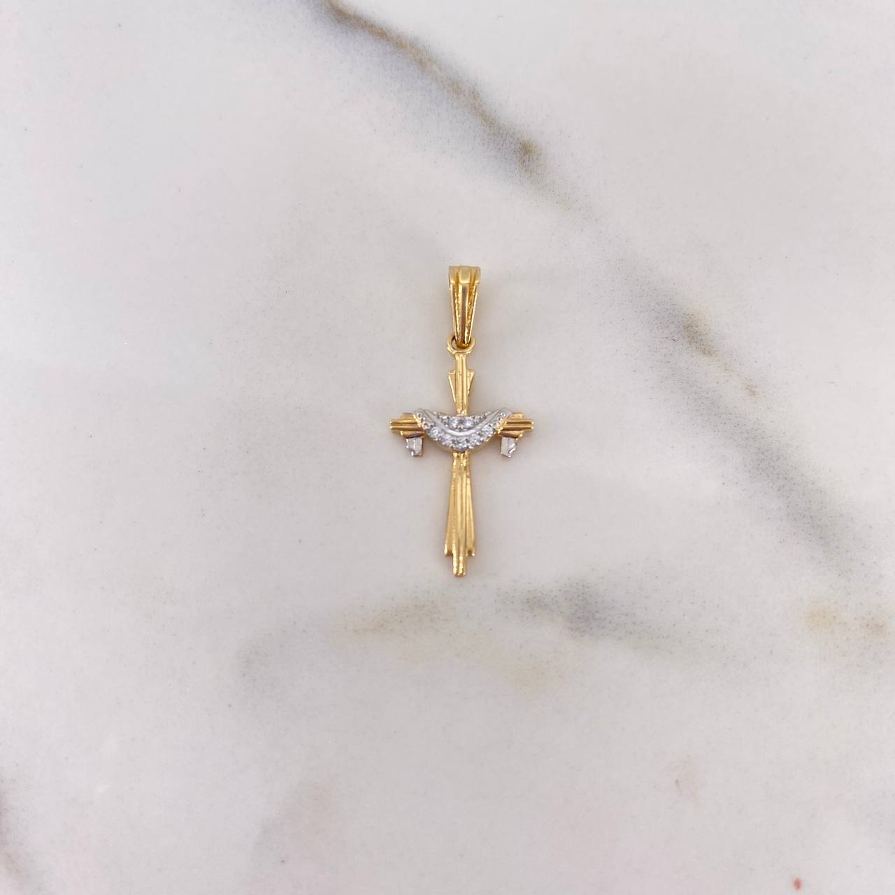 Pendant Cruz Tunica 1.1gr / 2.6cm / White Zirconia Two-tone Yellow White 18K #