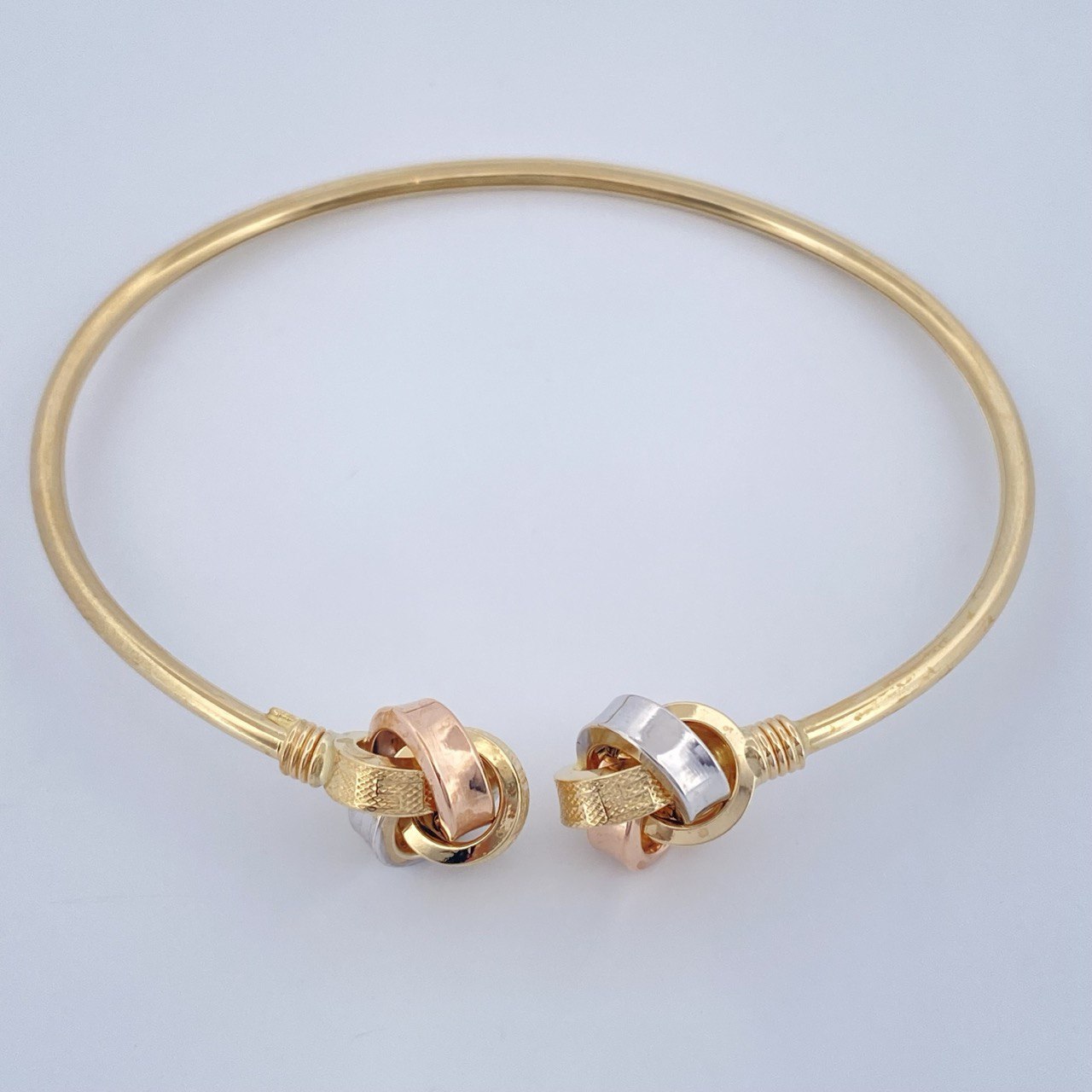 Bracelet Knot Hoop 4.8gr / 7 in / Three Golds +4 18K &