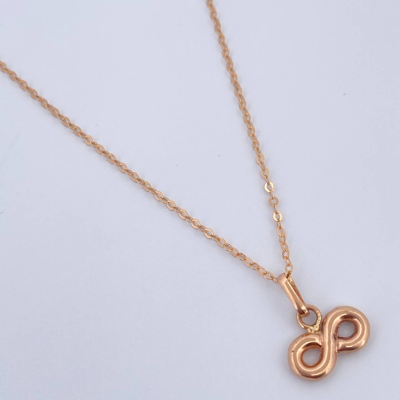 Set Classic Link Chain 0.85gr/45cm/0.8mm + Pendant 0.4gr/1cm Stamped 18K Gold (Offer) &