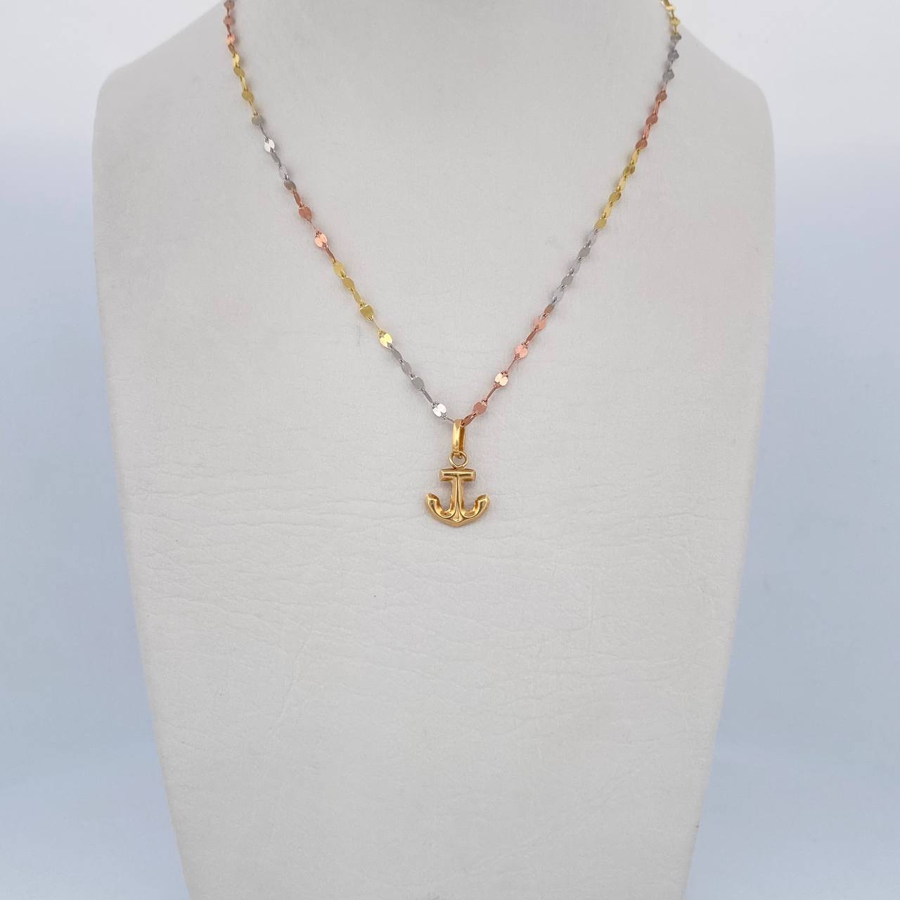 Flower Mirror Chain Set 1.1gr / 45cm / 1.8mm + Pendant 0.4gr / 1.5cm Pierced 18K Gold (Offer) &