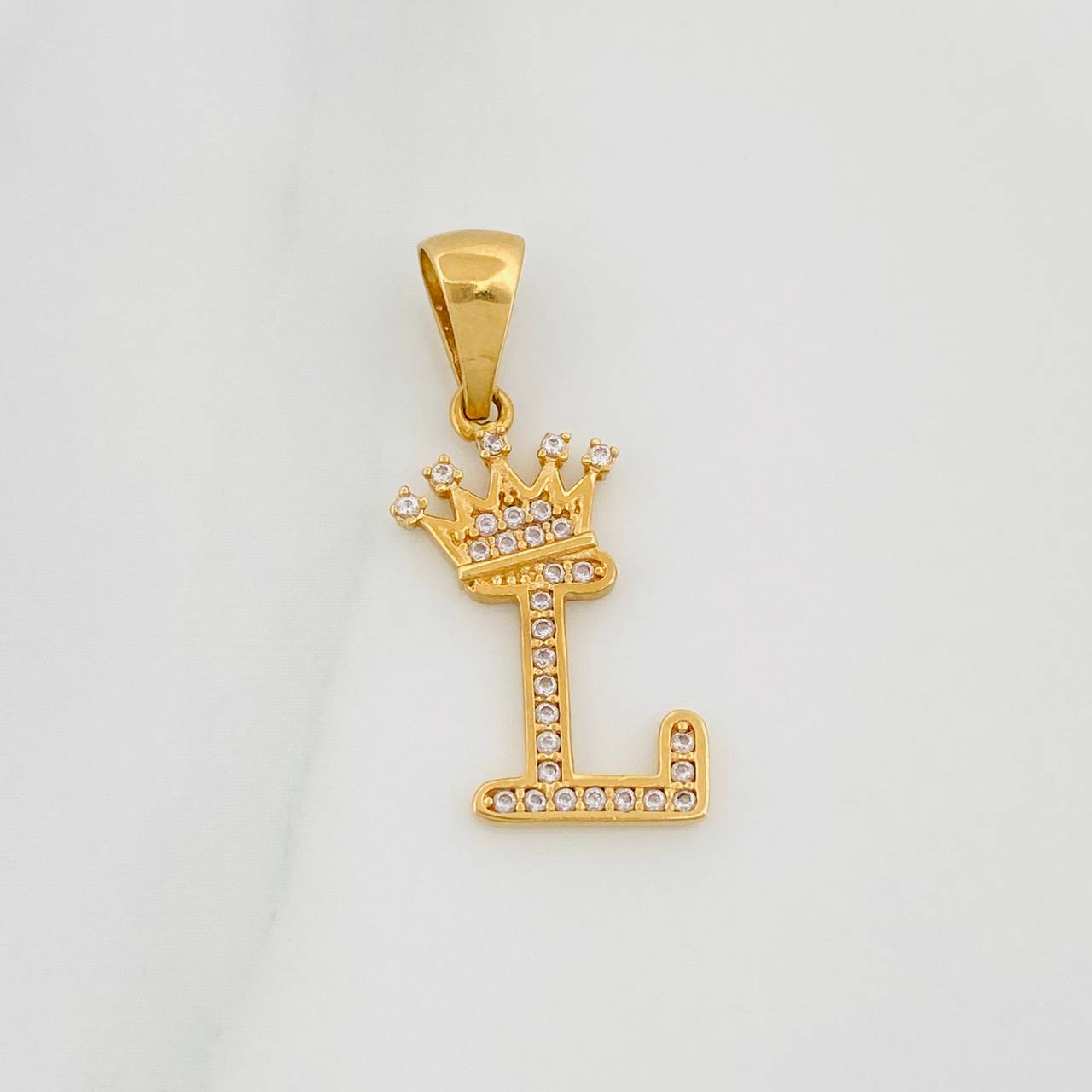 Pendant Crown Letter L 1.5 g / 1 in Yellow Gold 18K