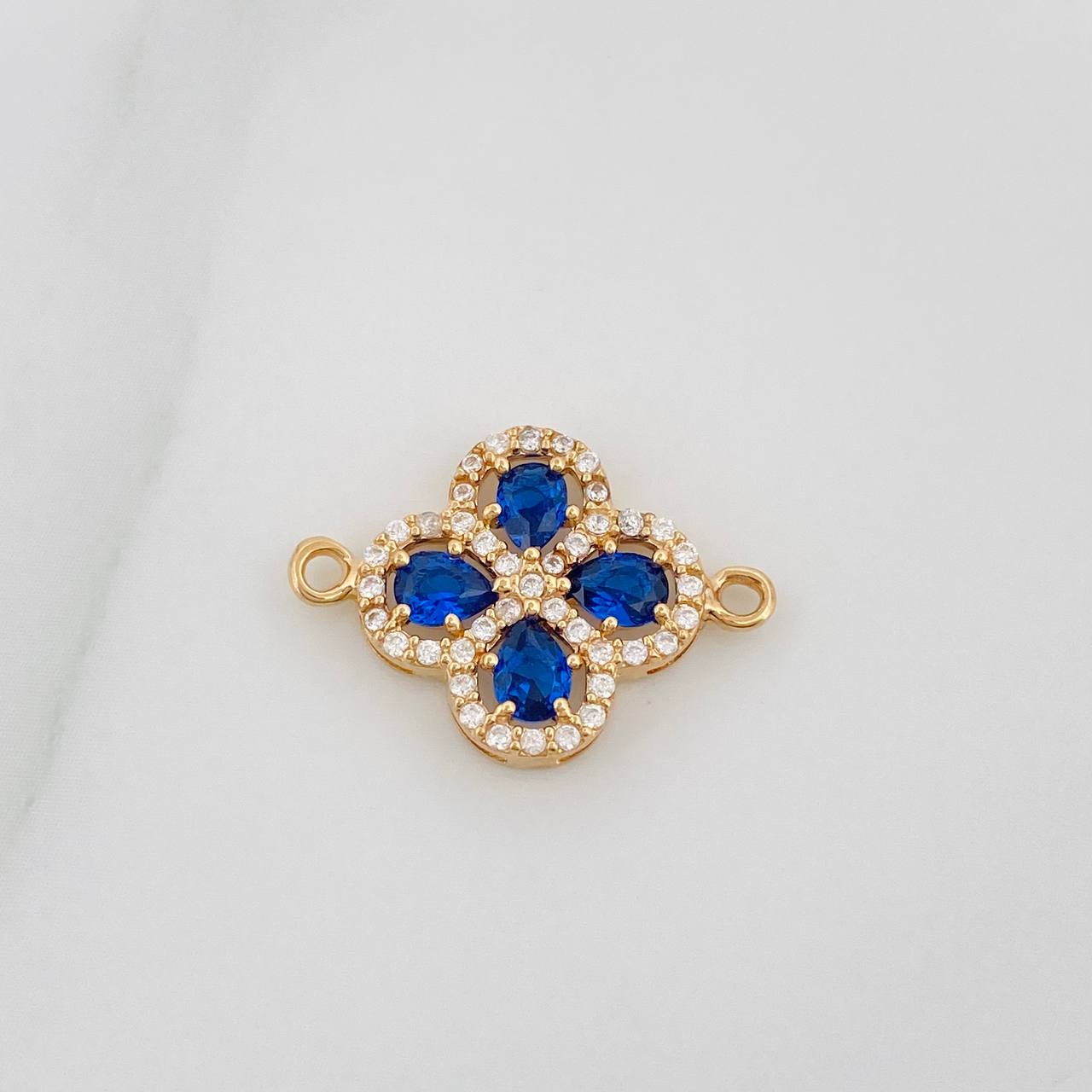Charm Clover 1.65 g / 3/4 in 18K Yellow Gold