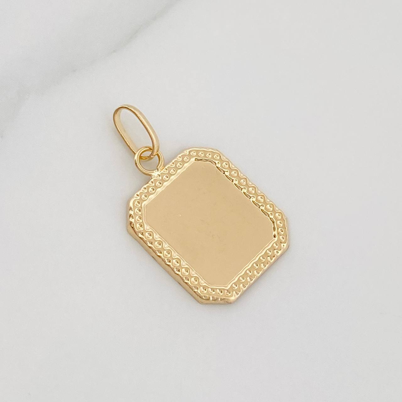 Pendant Bordered Plate 0.7 g / 1 in Yellow Gold 18K