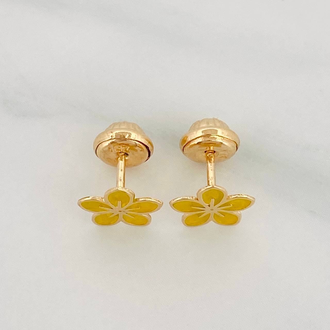 Topos Flor 0.7 g / in / 7.4 mm Oro Amarillo 18K
