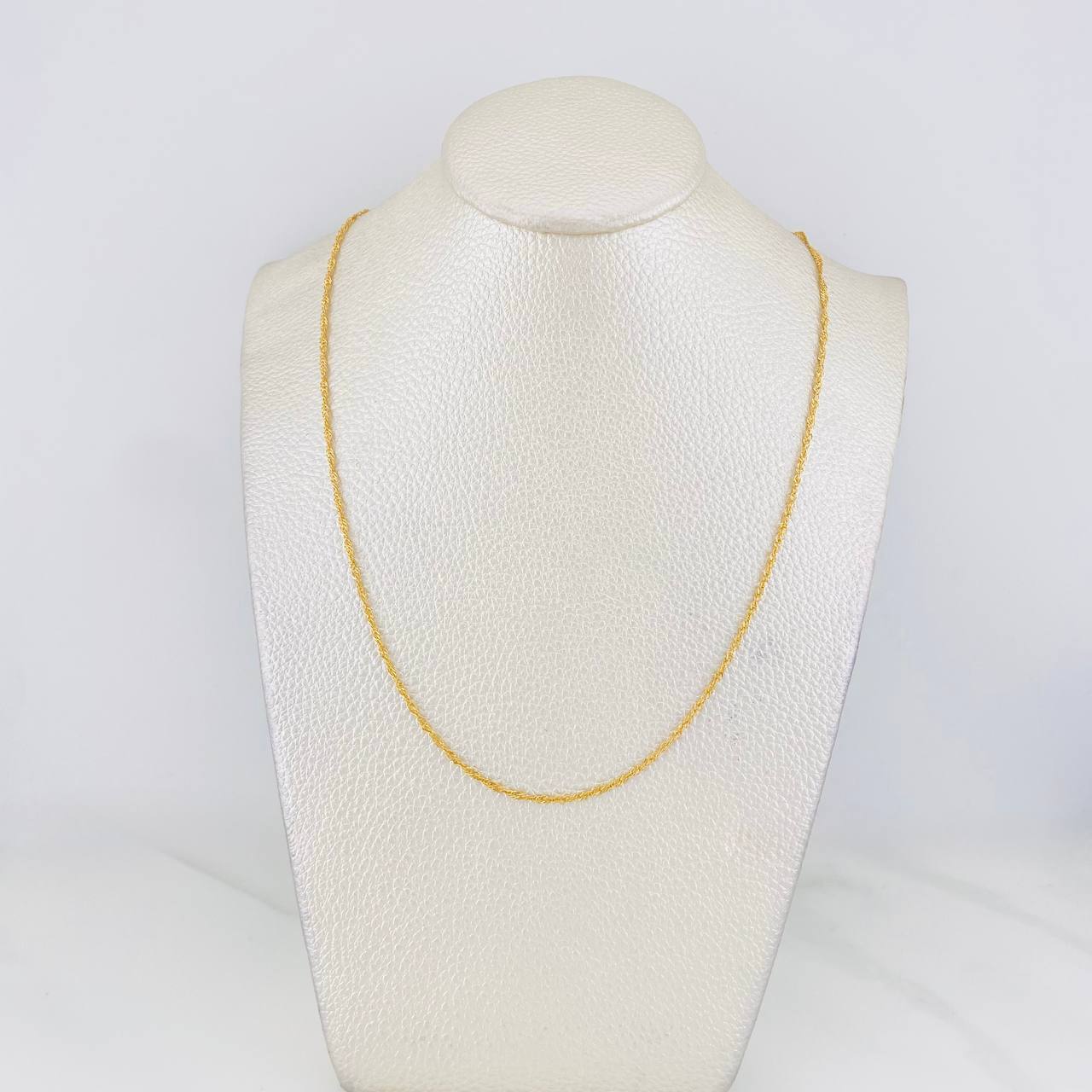 Singapore Chain 2.7g / 24 in / 1.5mm 18K Yellow Gold