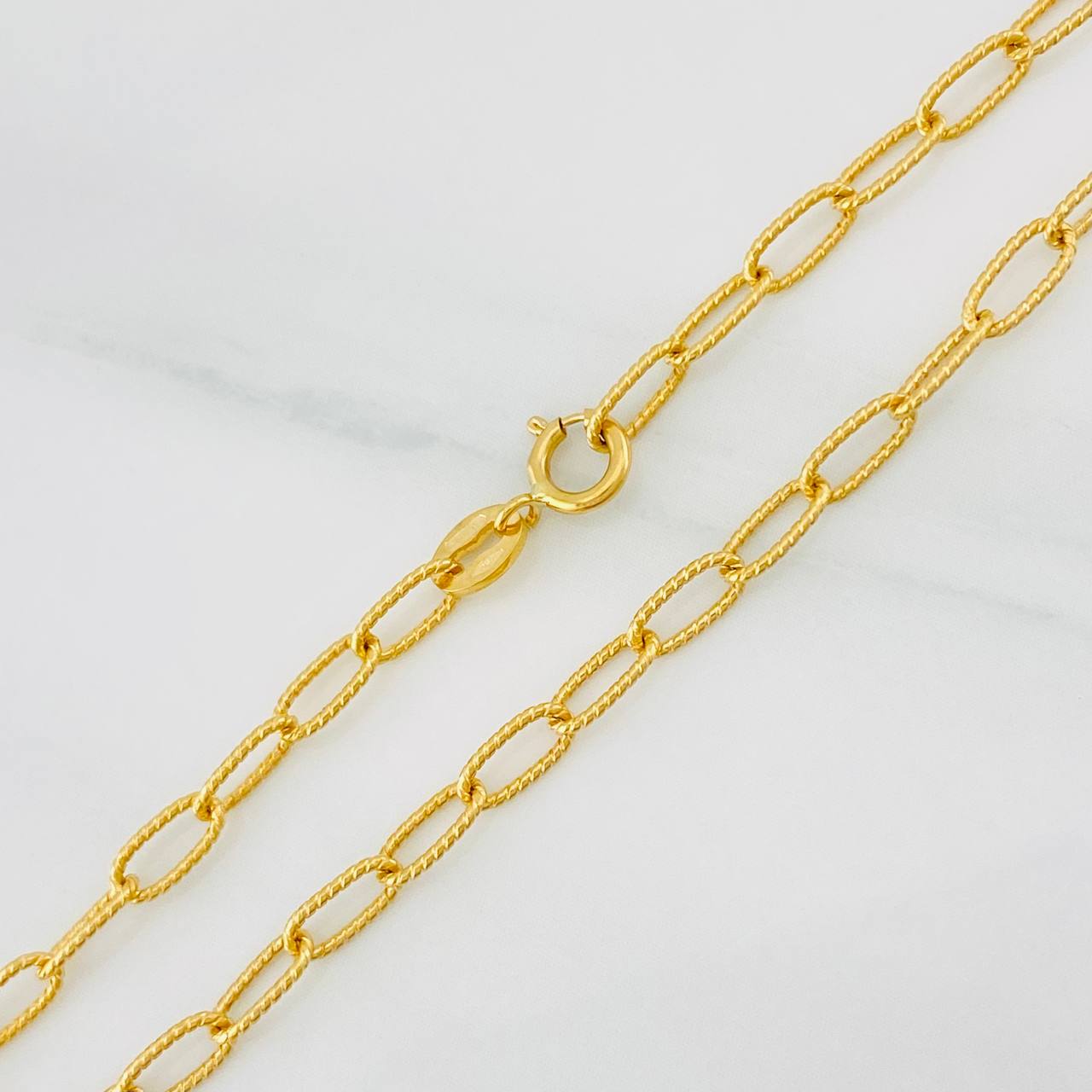 Box Chain 4.85g / 20 in / 2.5mm 18K Yellow Gold