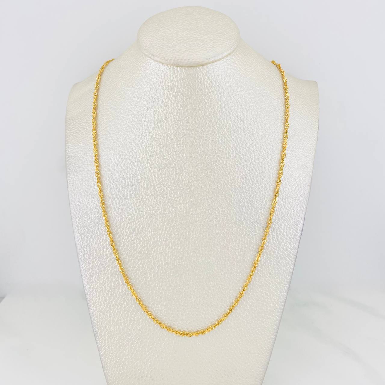 Singapore Chain 5.5g / 24 in / 2.1mm 18K Yellow Gold
