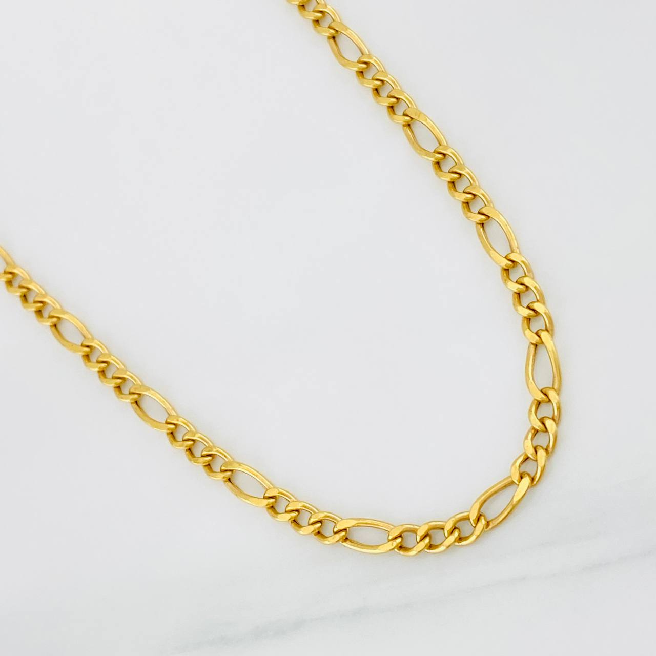 Figaro Chain 7.95g / 20 in / 3.8mm 18K Yellow Gold