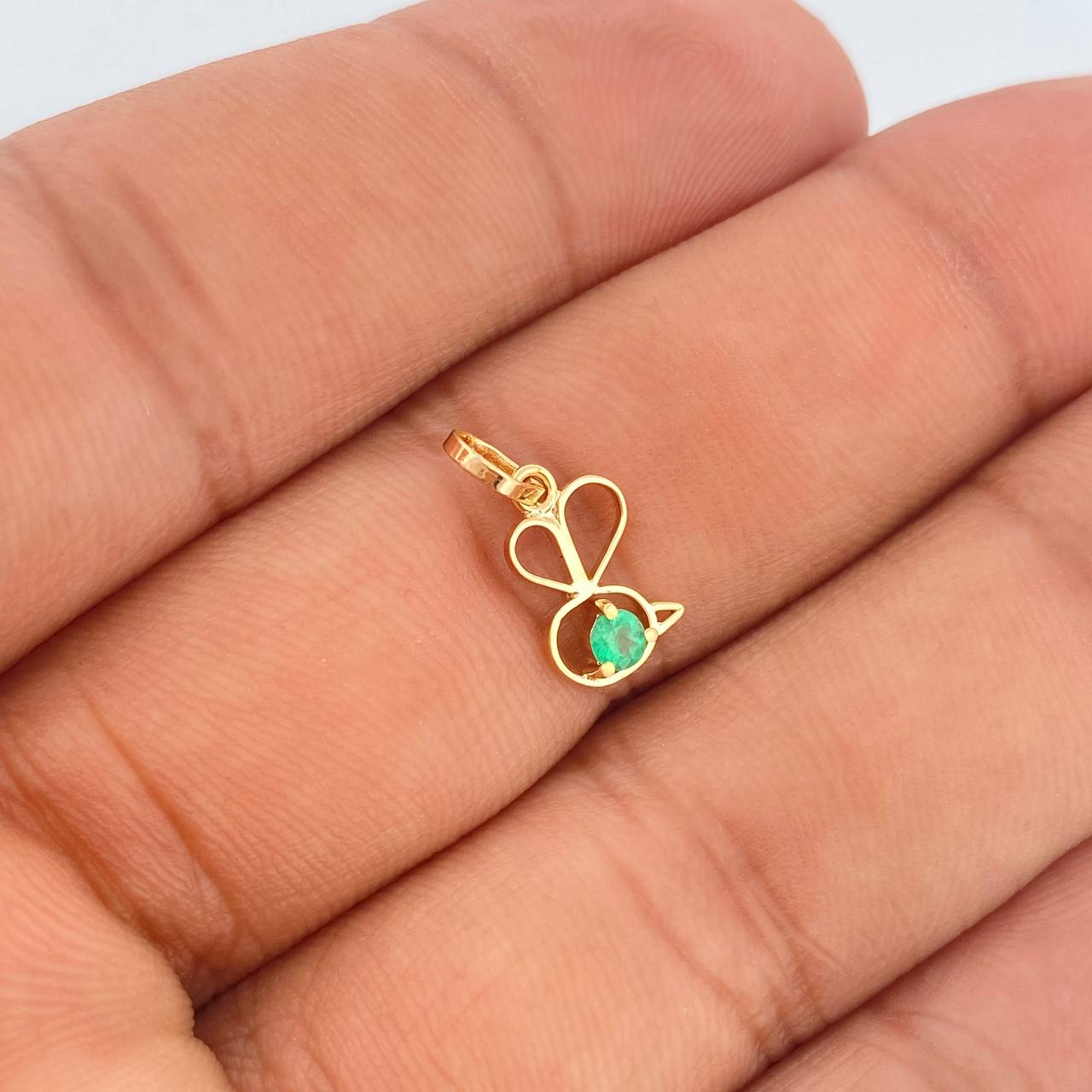 Pendant Silhouette Little Bee 0.45gr / 1/2 in / 18K Gold $