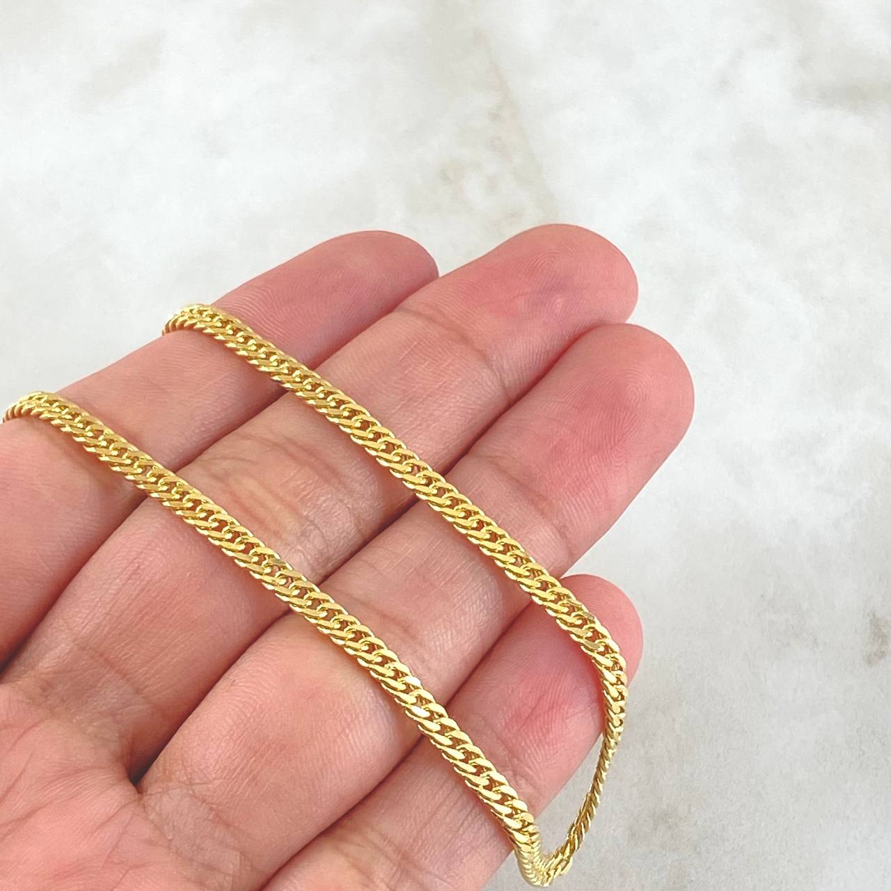Cadena Cubana Reticulada 7.35gr / 23 1/2 in / 3.1mm Oro Amarillo +3 18K *