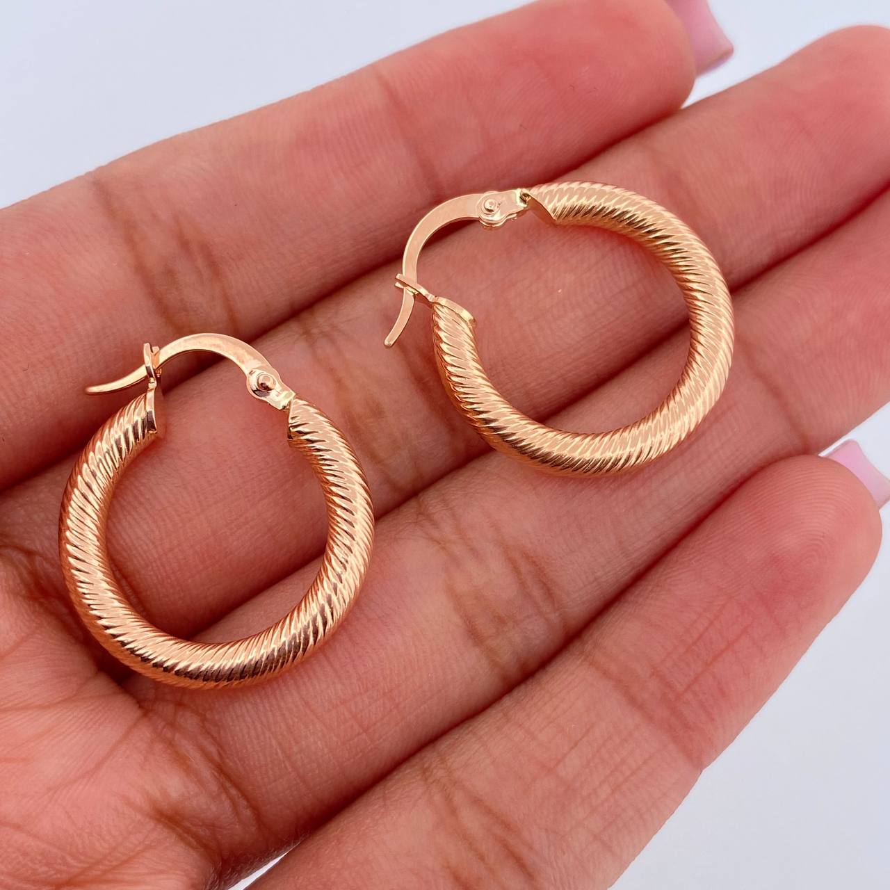 Candongas Zion 2.55gr / 2.3cm / Resorte Oro Rosa 18K &