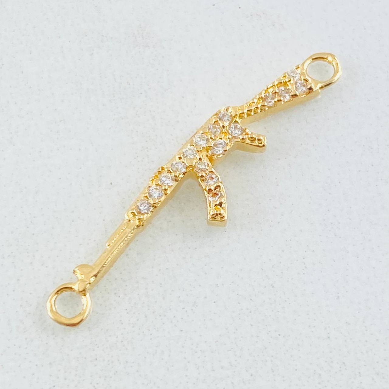 Charm Rifle Stock Dense 0.7gr / 1in / 18K Gold
