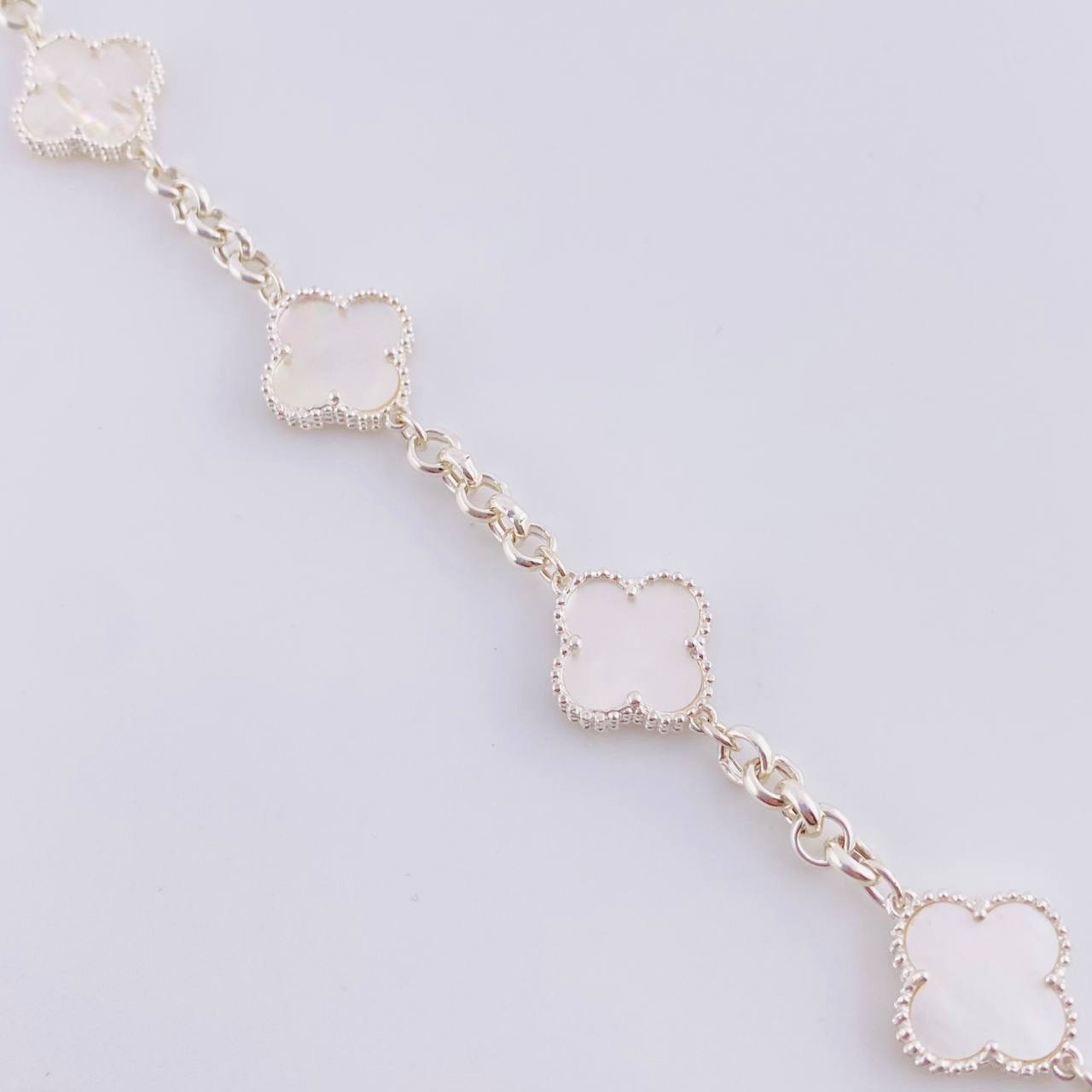 Pulso Modulable Aro Seguido Trébol 8.55g / 8 in - 7 1/2 in / 4.4mm Plata 925