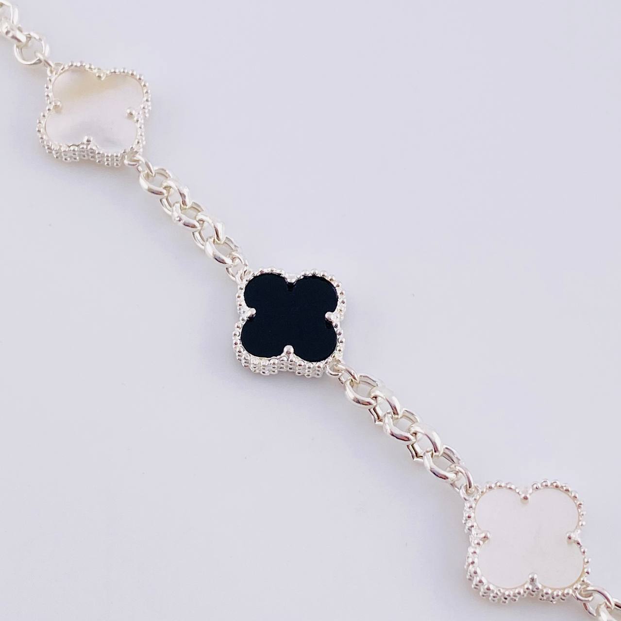 Bracelet Classic Link Clover 8.45g / 7 3/4 in - 7 1/4 in / 4.5mm Silver 925