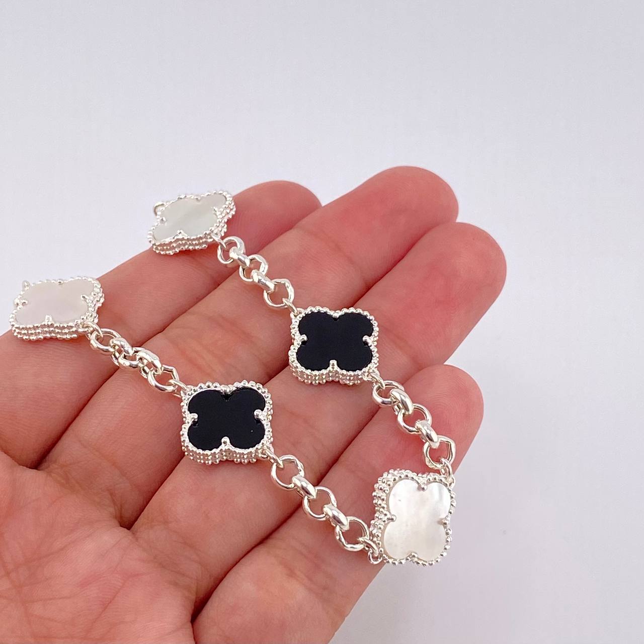 Bracelet Classic Link Clover 8.45g / 7 3/4 in - 7 1/4 in / 4.5mm Silver 925