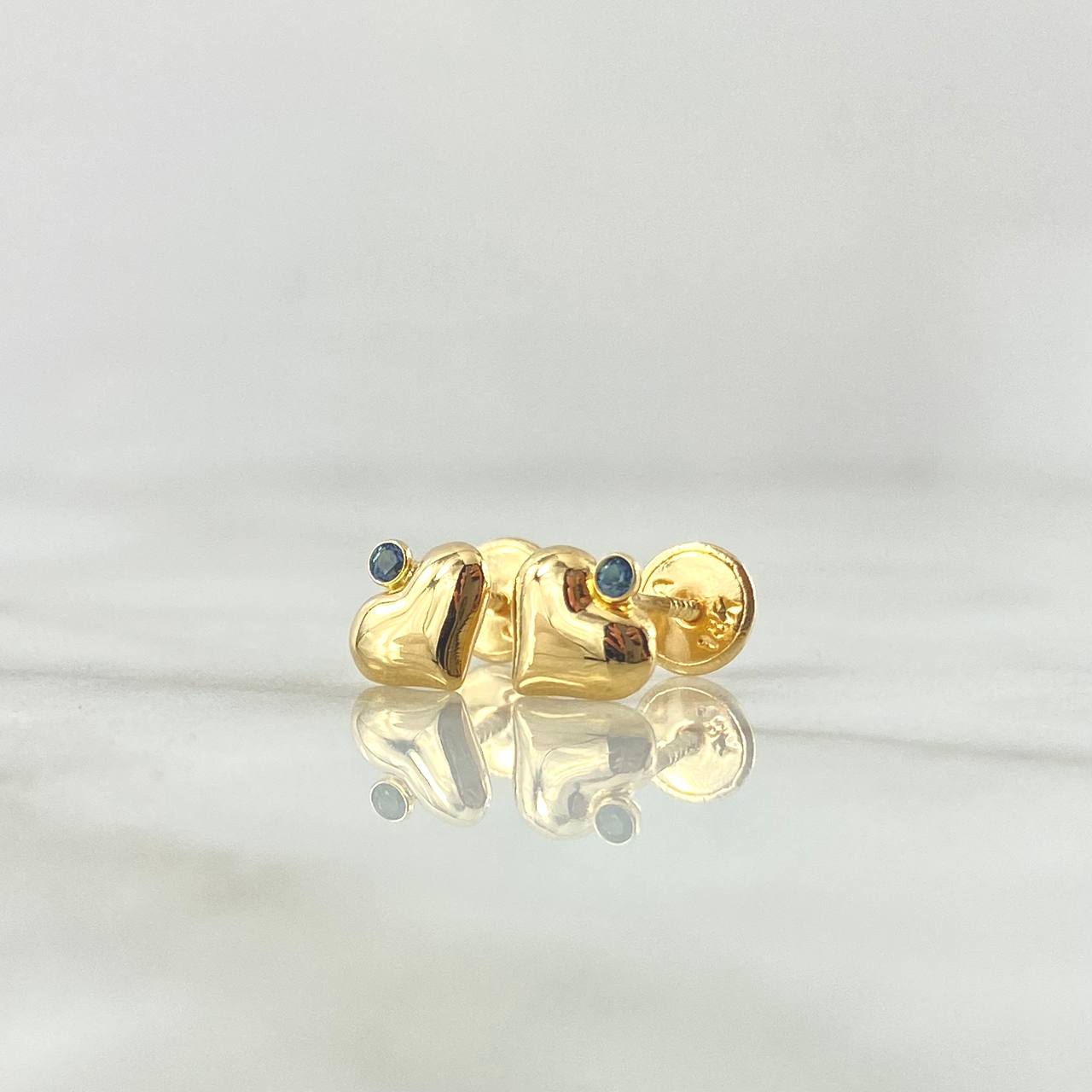 Stud Earrings Heart 0.7gr / 7mm Blue Zircon 18K Yellow Gold