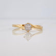 Solitaire Ring Wave 1.75 g / T7 1/4 Yellow Gold 18K