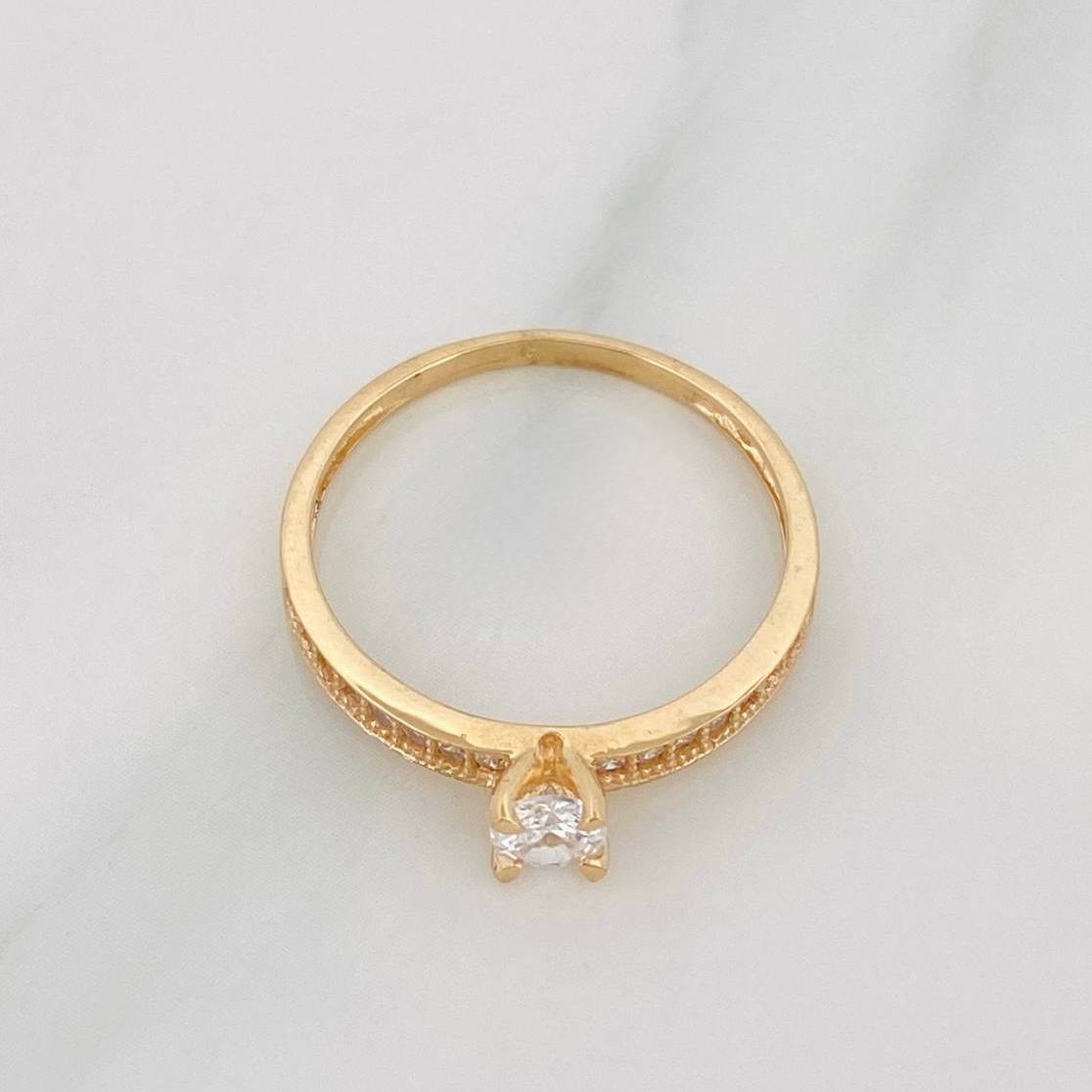 Anillo Solitario Churumbela 1.75 g / T7 Oro Amarillo 18K
