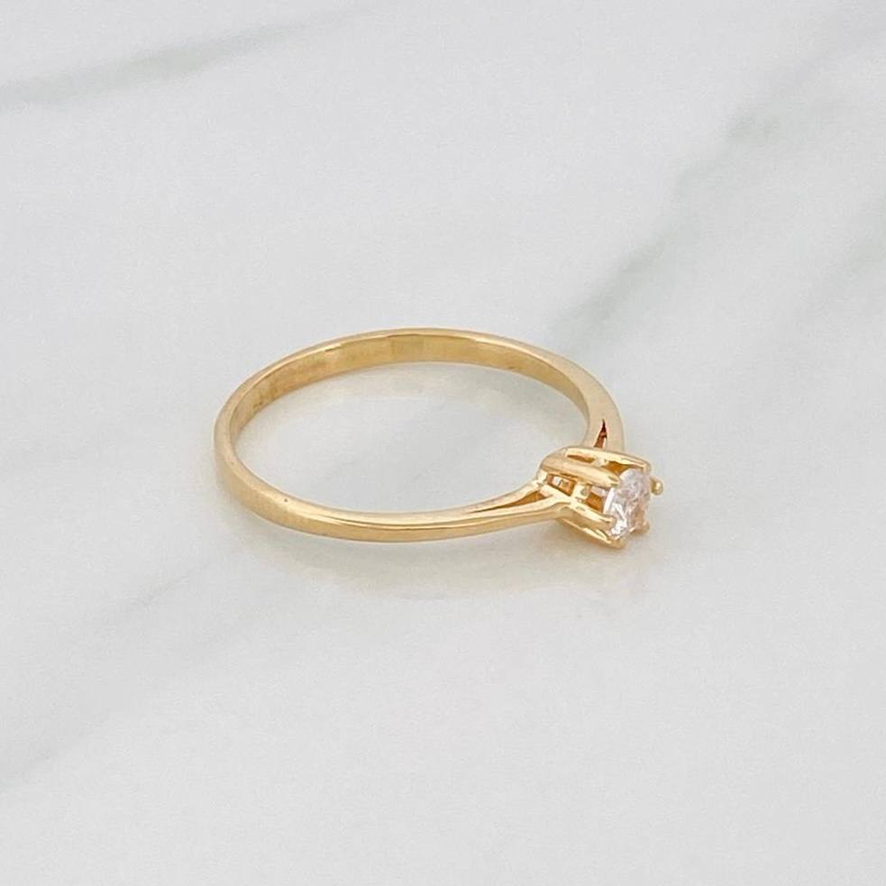 Solitaire Ring 1.6 g / T7 Yellow Gold 18K