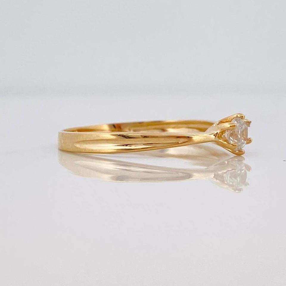 1.5 g Solitaire Ring / T6 Yellow Gold 18K