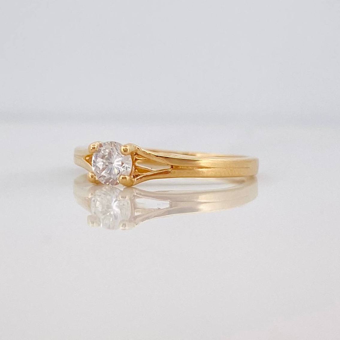 Solitaire Ring 1.6 g / T5 Yellow Gold 18K