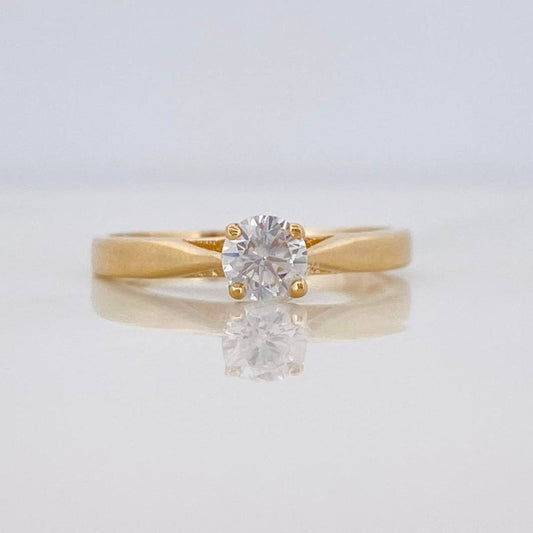 Anillo Solitario 1.8 g / T6 Oro Amarillo 18K