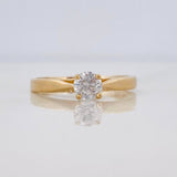Anillo Solitario 1.8 g / T6 Oro Amarillo 18K
