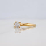 Anillo Solitario 1.8 g / T6 Oro Amarillo 18K