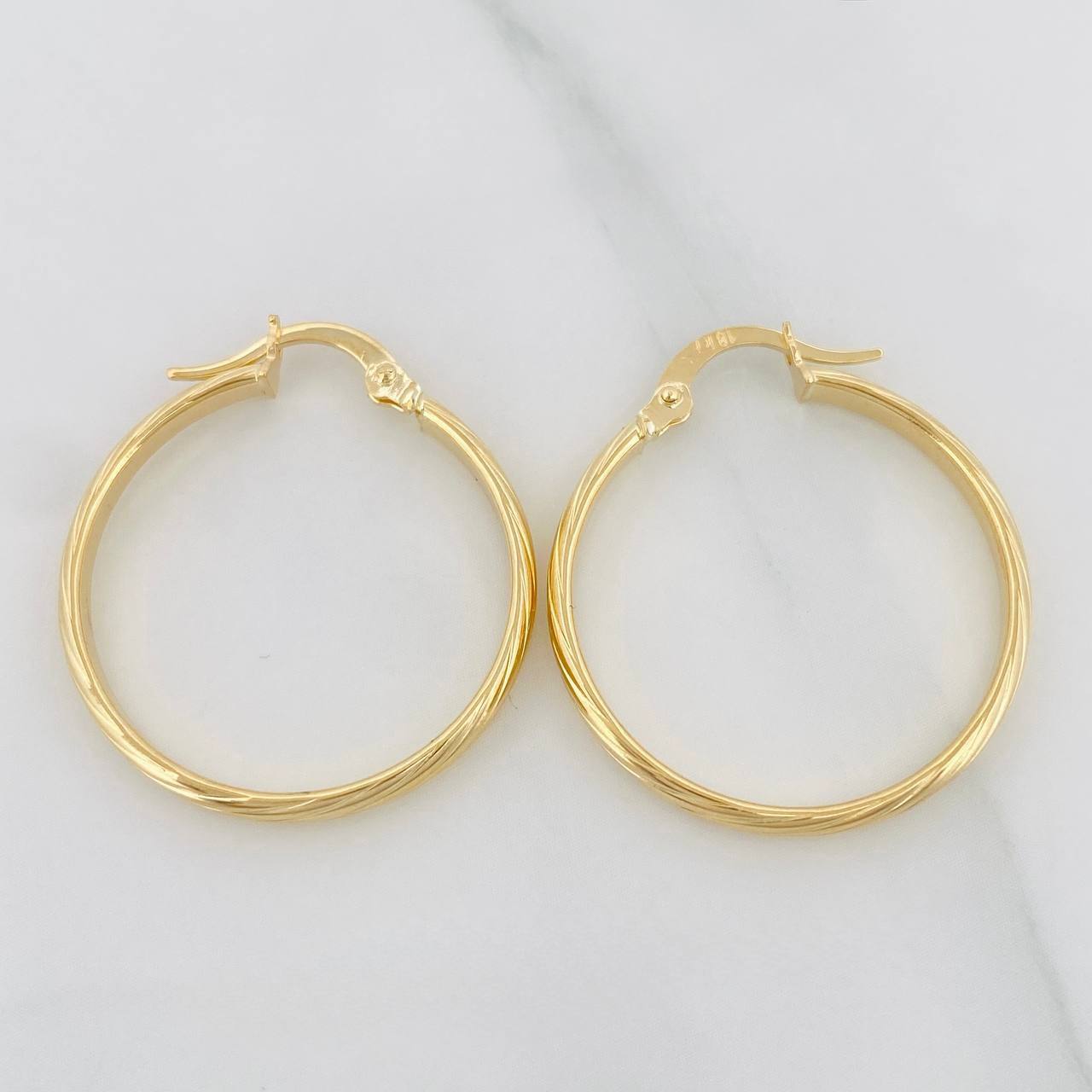 Hoop Earrings Mary 1.85 g / 1 in Yellow Gold 18K