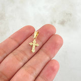 <i>Dije</i> Crúz Cristo Tres Puntas 0.6gr / 2.3cm / <i>Lisa</i> 18K Yellow Gold ©