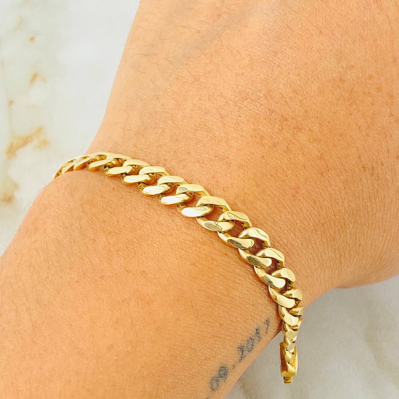 Cuban Links Bracelet 7.6gr / 7.8in / 18K Gold +0$