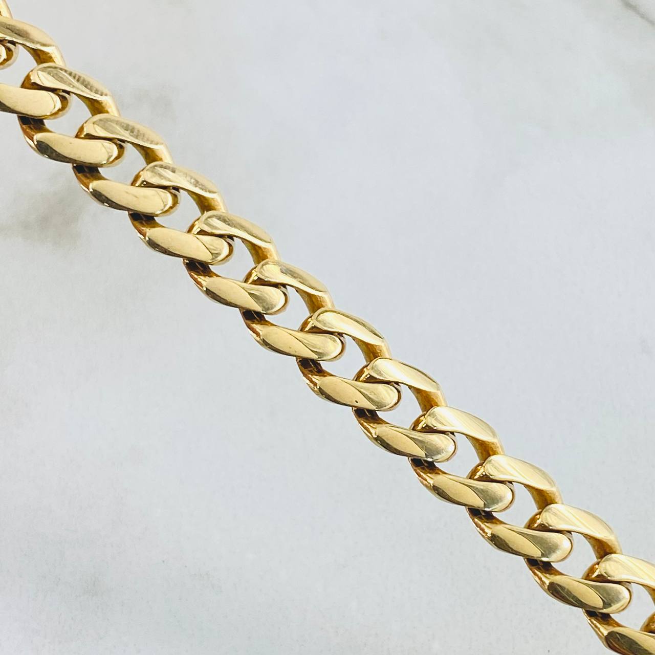Cuban Links 26.4gr / 23.5in / 18K Gold
