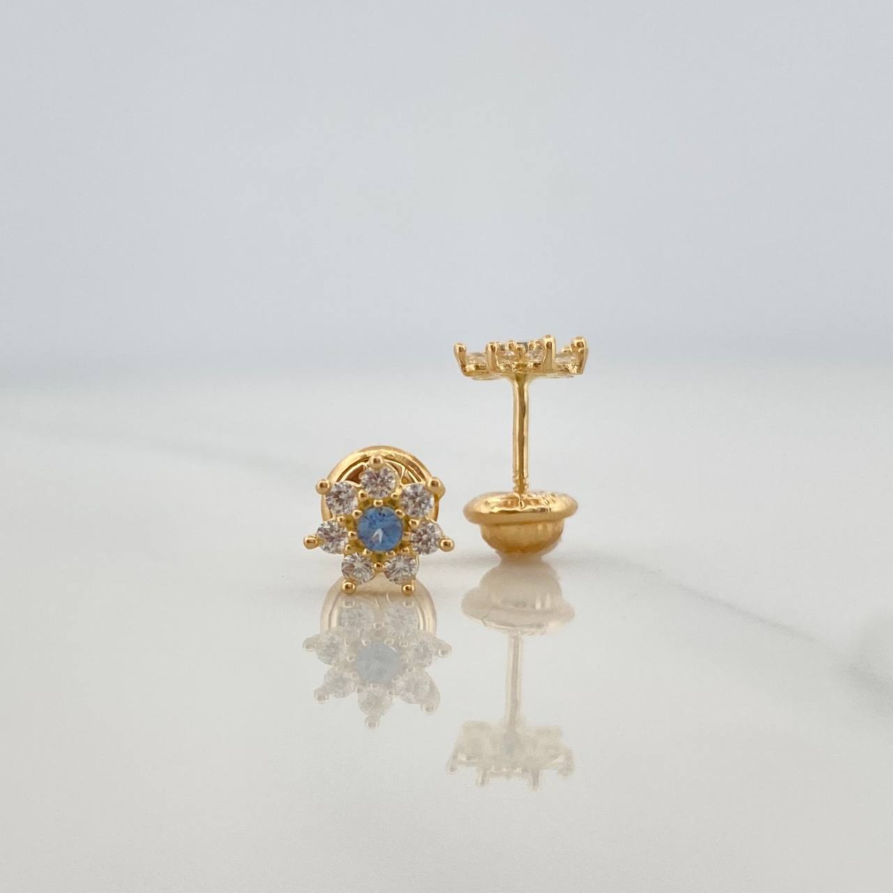 Topos Flor Petalos 0.9gr / 6.6mm Oro Amarillo 18K %
