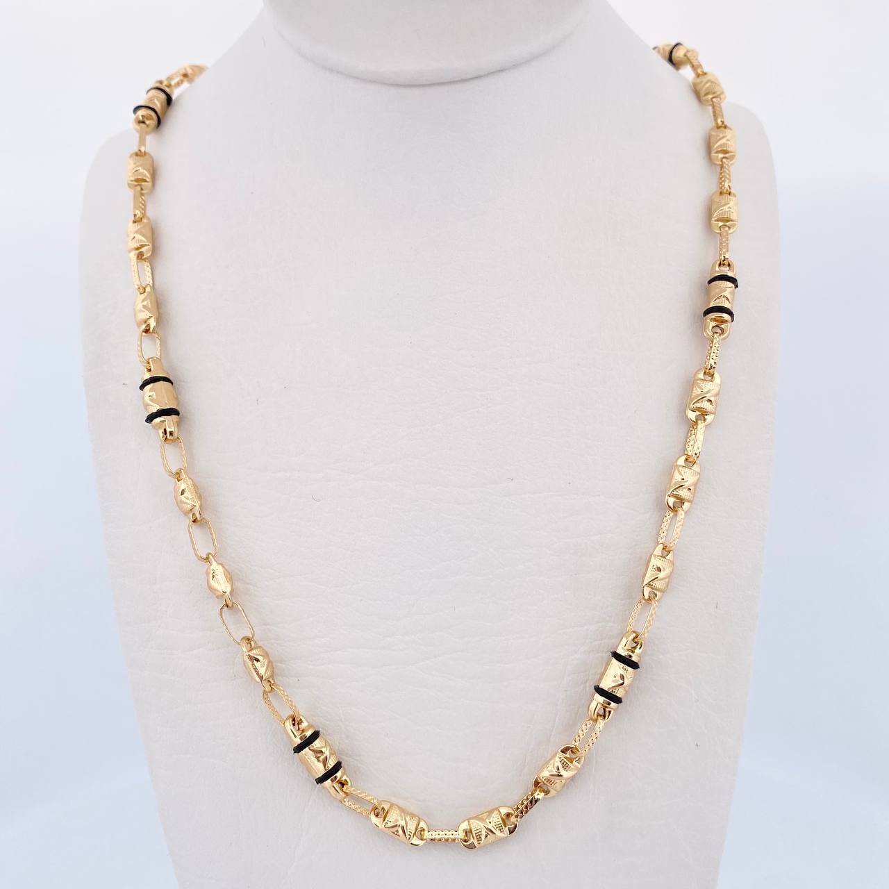 Rustic Chain Barrel Cross Double 10.95gr / 51.3cm / 4.1mm Black Rubber 18K Yellow Gold $