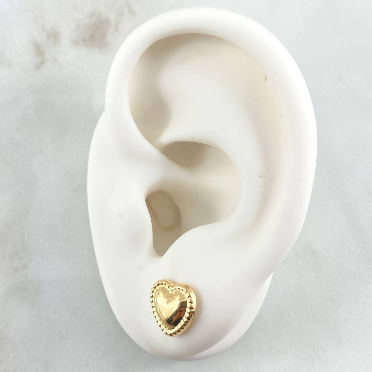 Stud Earrings 0.85gr / 18K Gold ©
