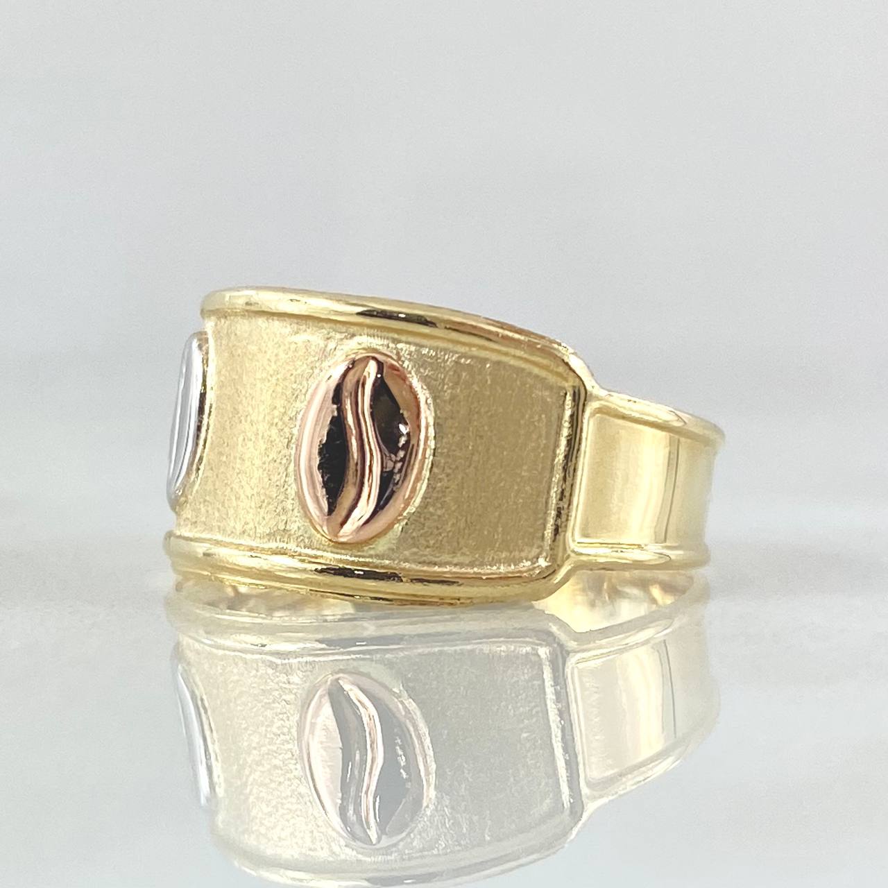 Coffee Bean Ring 1.55gr / Size 5 3/4 / 18K Gold