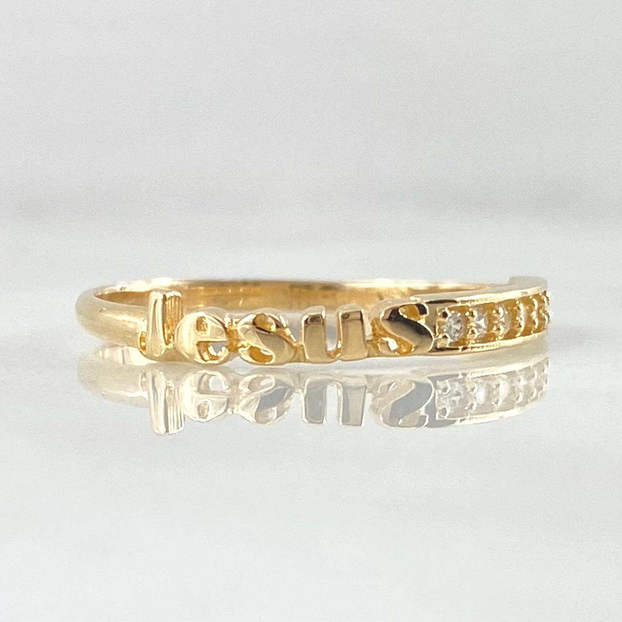 Anillo Jesus 1.5gr / T7 1/4 / Oro 18K