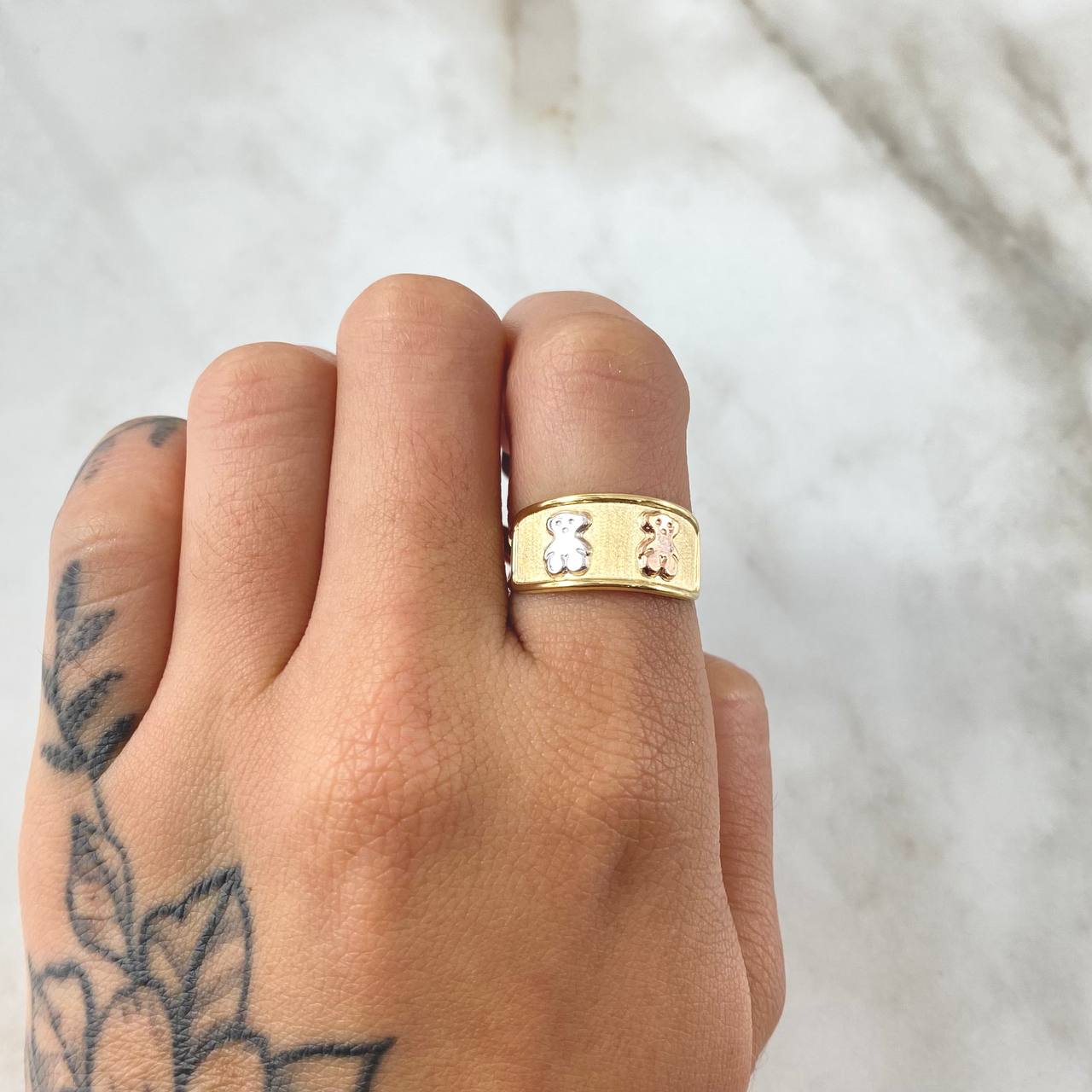 Anillo Oso ts 1.6gr / T7 3/4 / Oro 18K