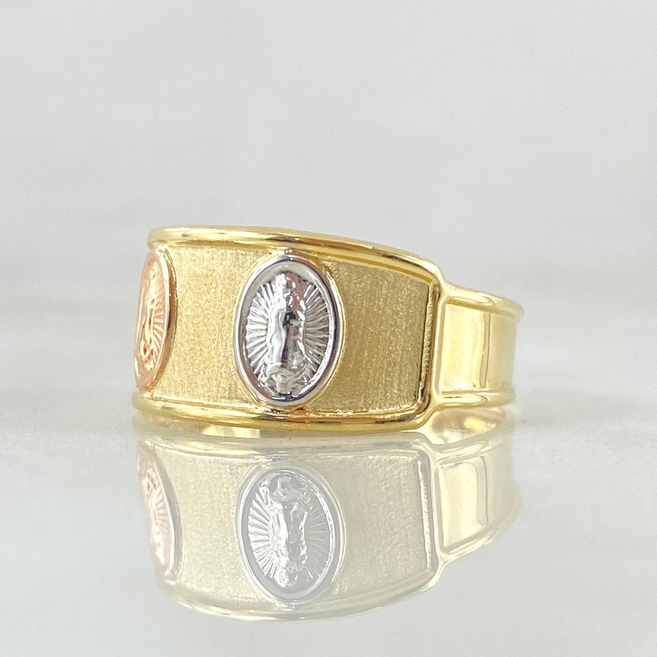 Virgin Guadalupe Ring 1.65gr / Size 8 1/2 / 18K Gold *