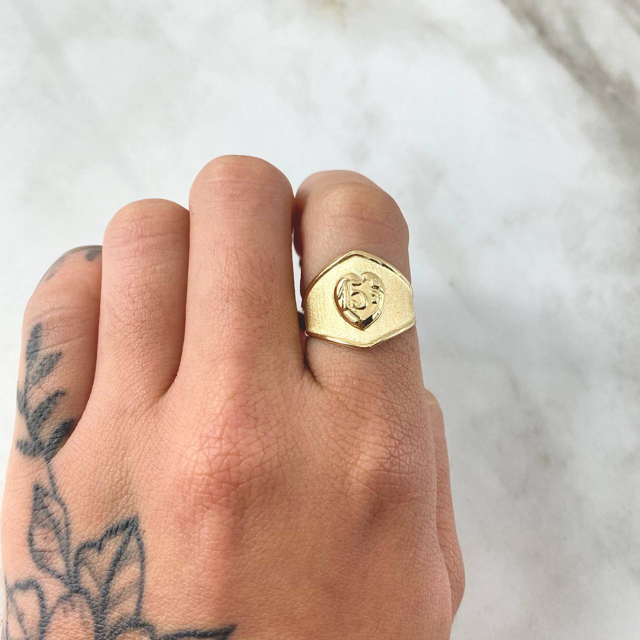 Anillo Corazon 15s 2.1gr / T9 / Oro 18K -