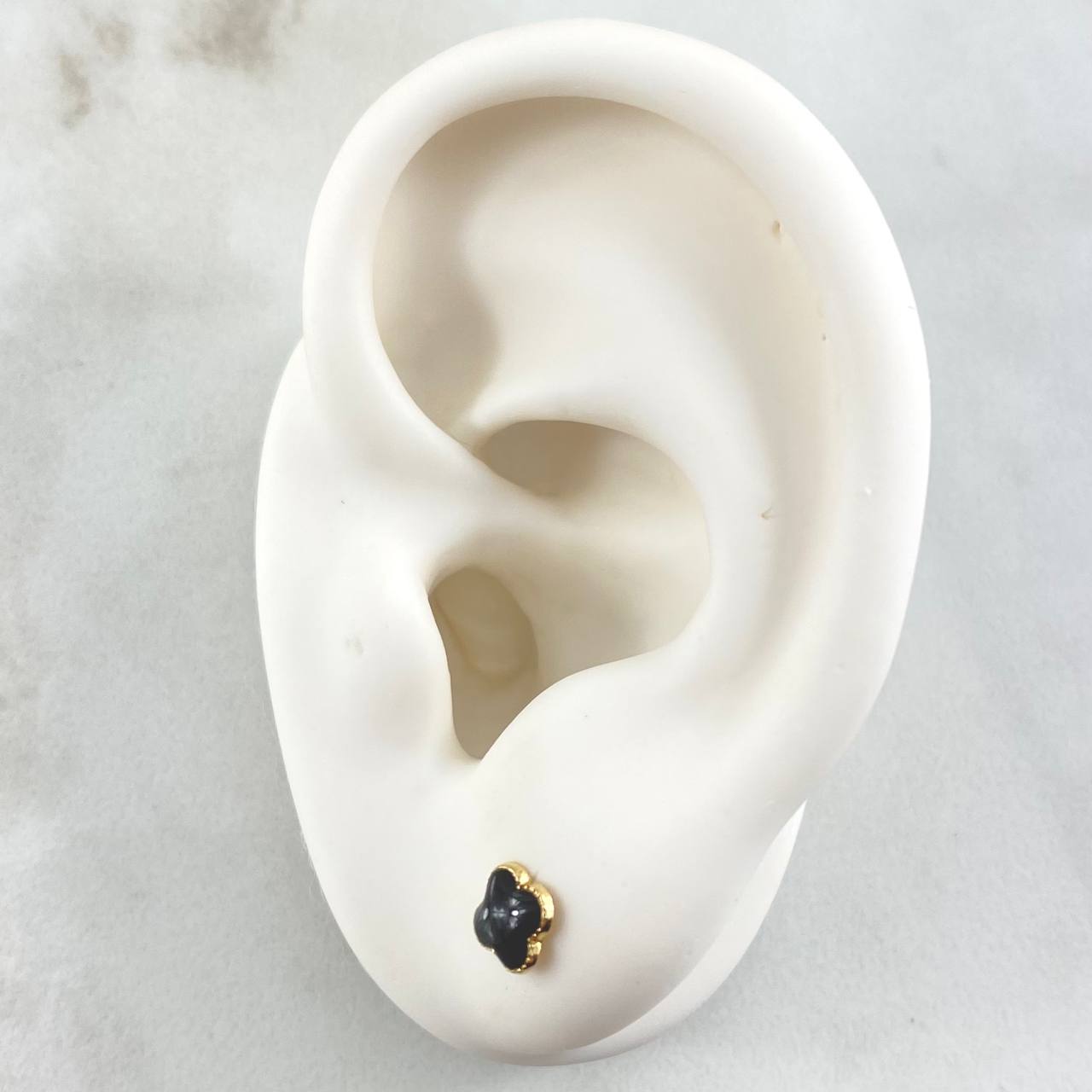 Topos Trebol 0.6gr / Oro 18K *