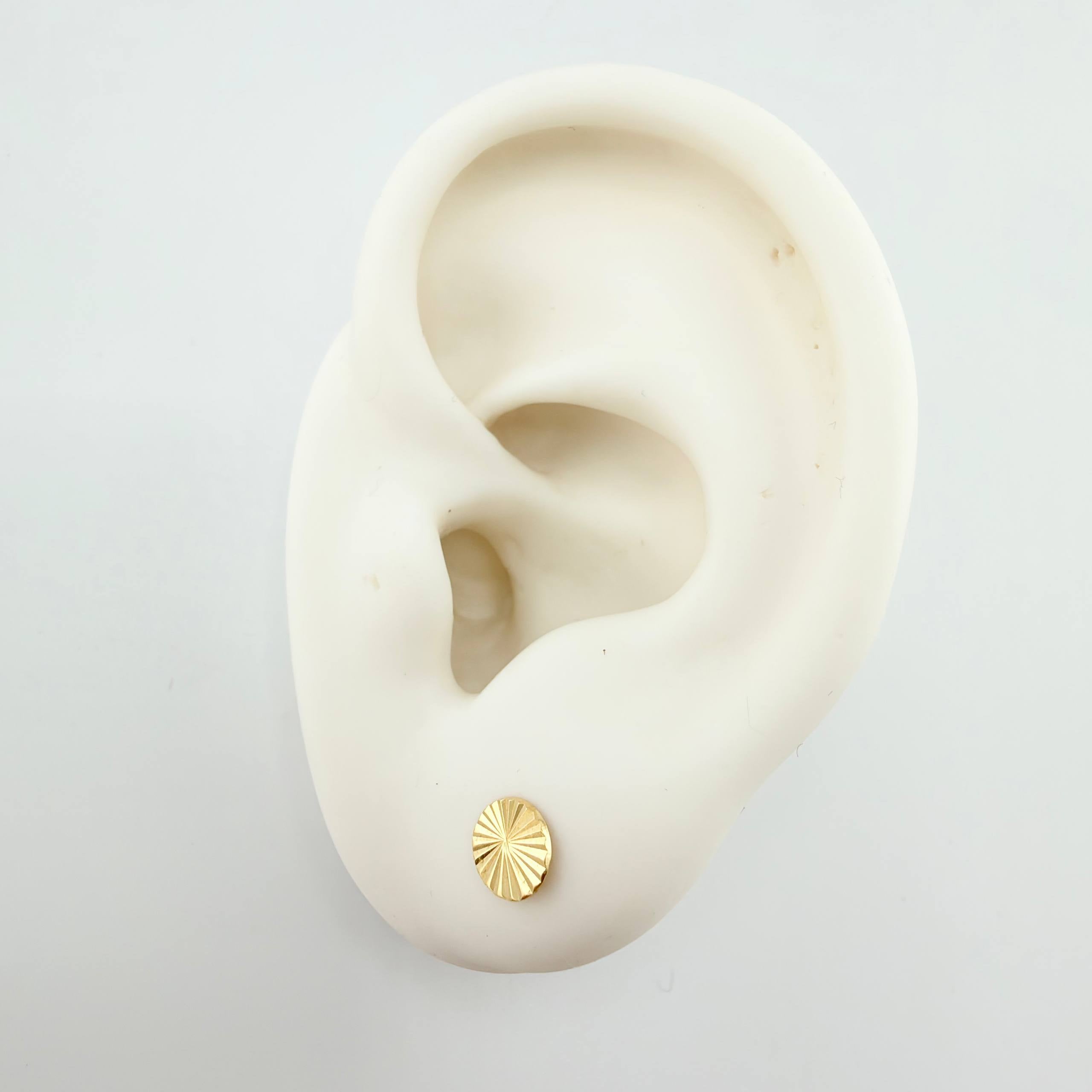 Topos Circulo Plano Diamantado 0.55g / in / 6.25mm Oro Amarillo 18K