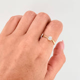 Solitaire Spark Ring 1.75g / T7 / 18K Yellow Gold