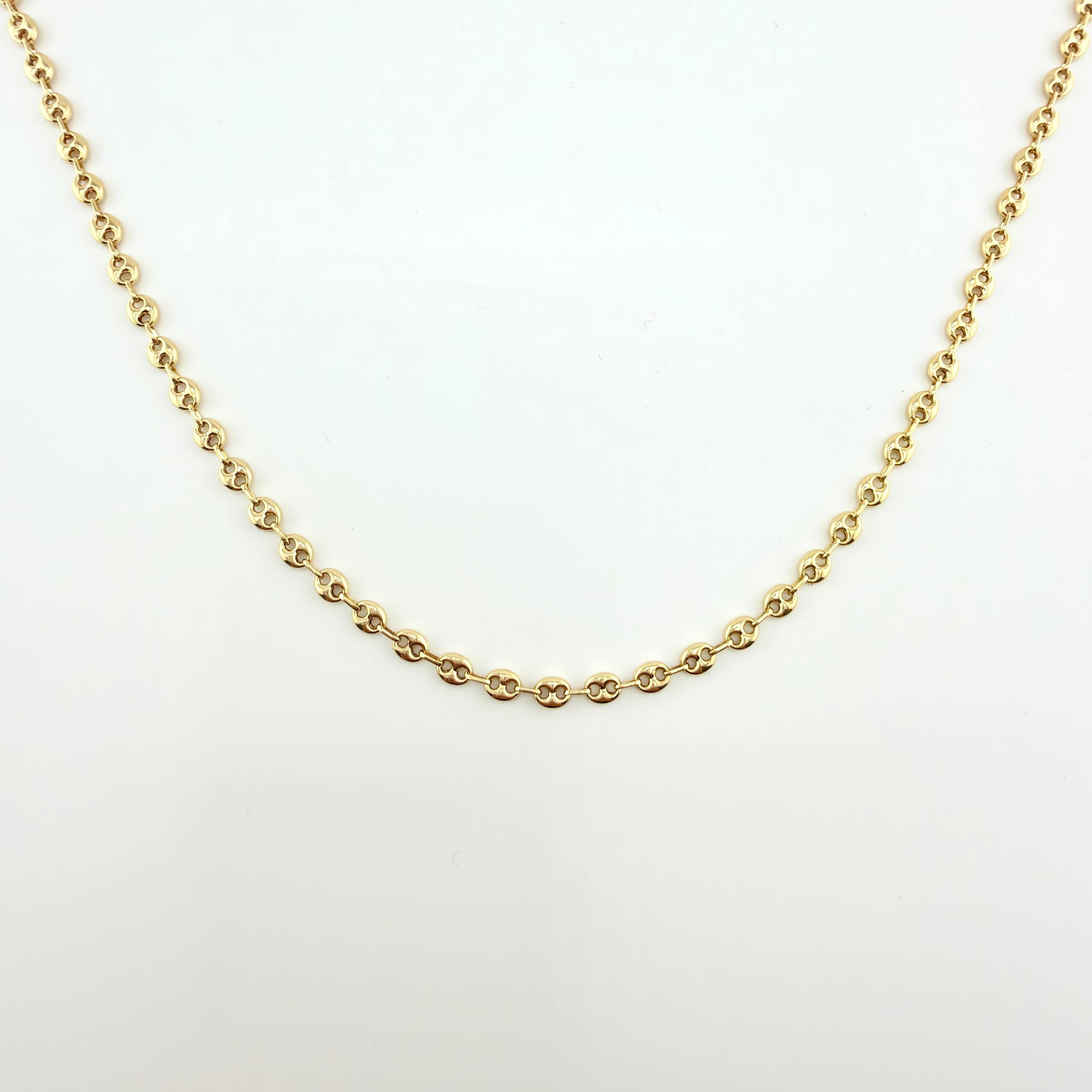 Cadena GC 4.9gr / 17 3/4 in / 3.7mm Oro Amarillo 18K