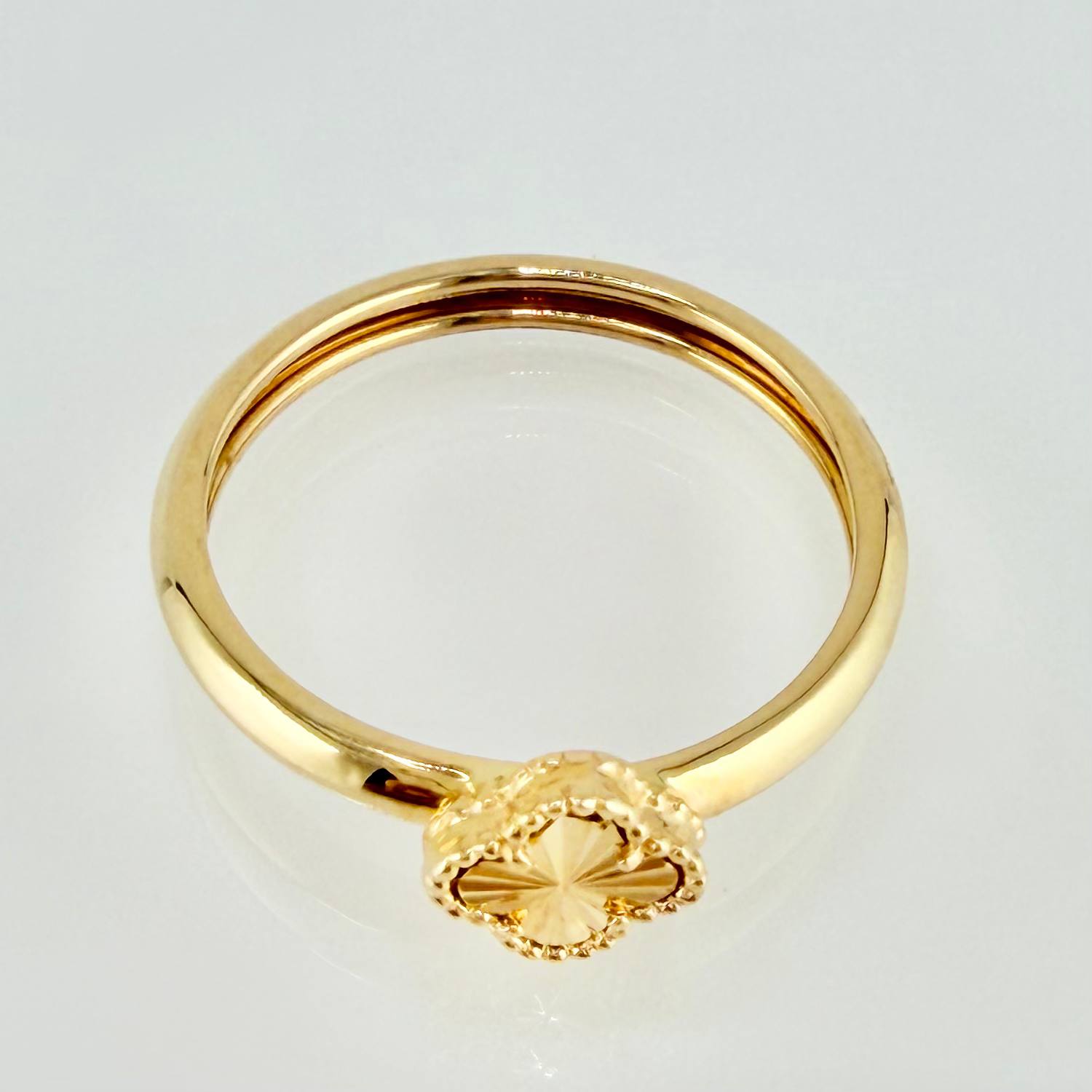 Anillo Trebol Dorado 2.3gr / T9 3/4 / Oro Amarillo Nac.Esp. 18K ©