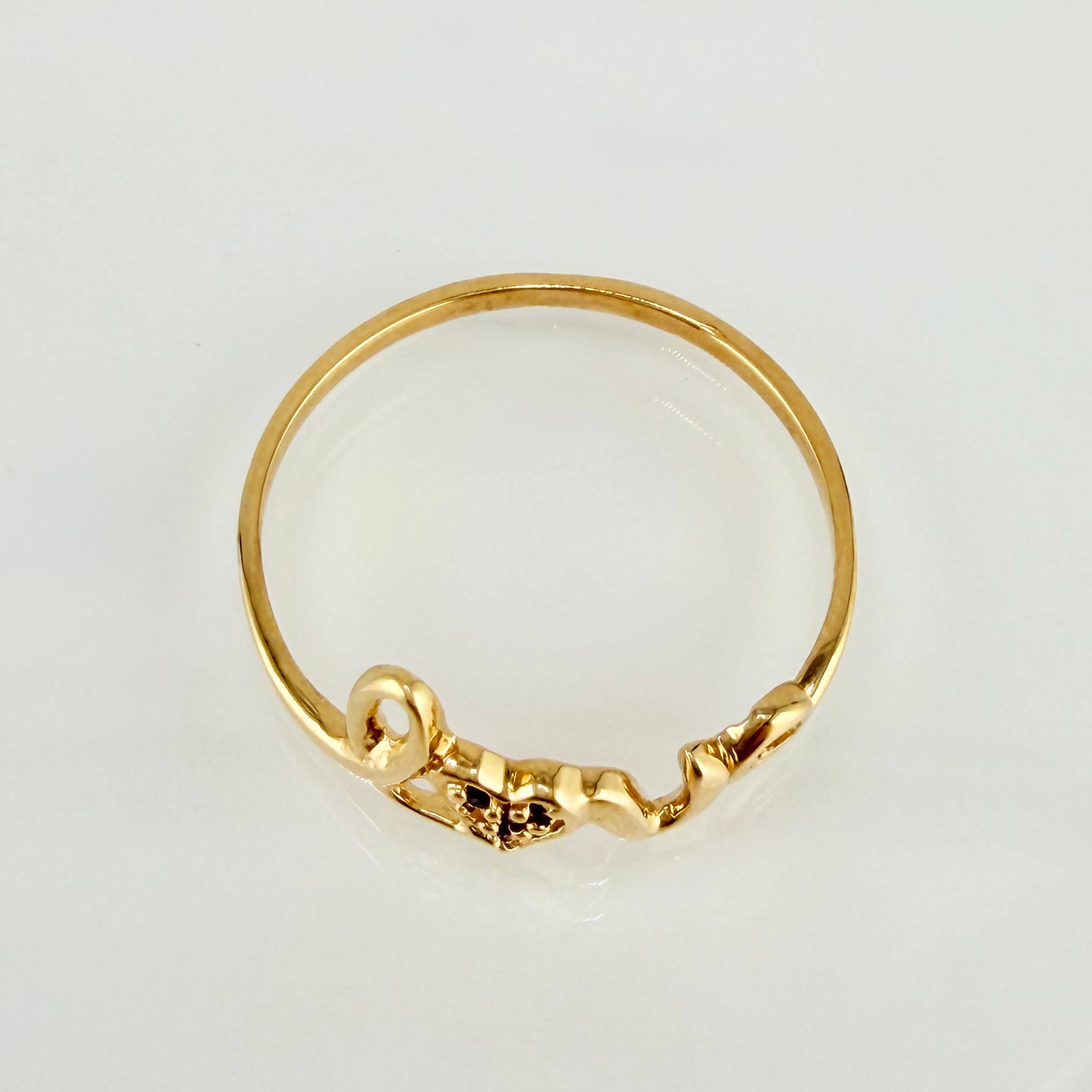Anillo Love 1.45gr / T8 / Oro Amarillo 18K ©