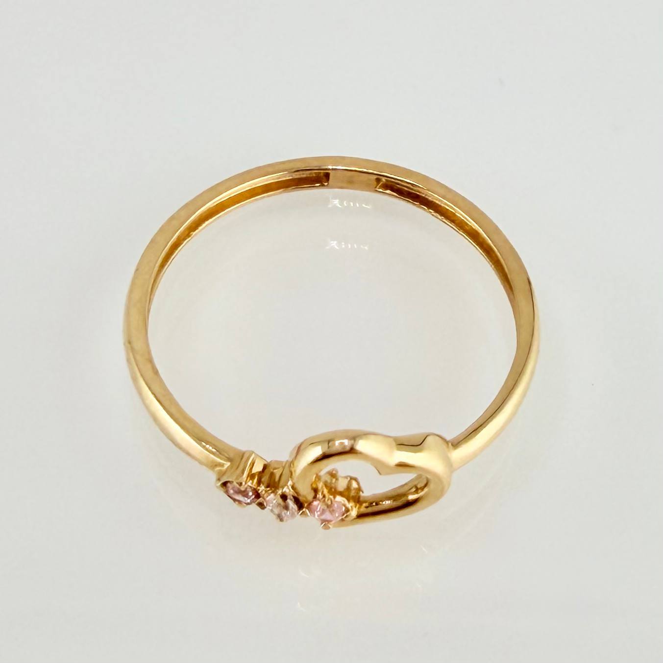 Anillo Corazón 1.15gr / T5 3/4 / Oro Amarillo 18K ©