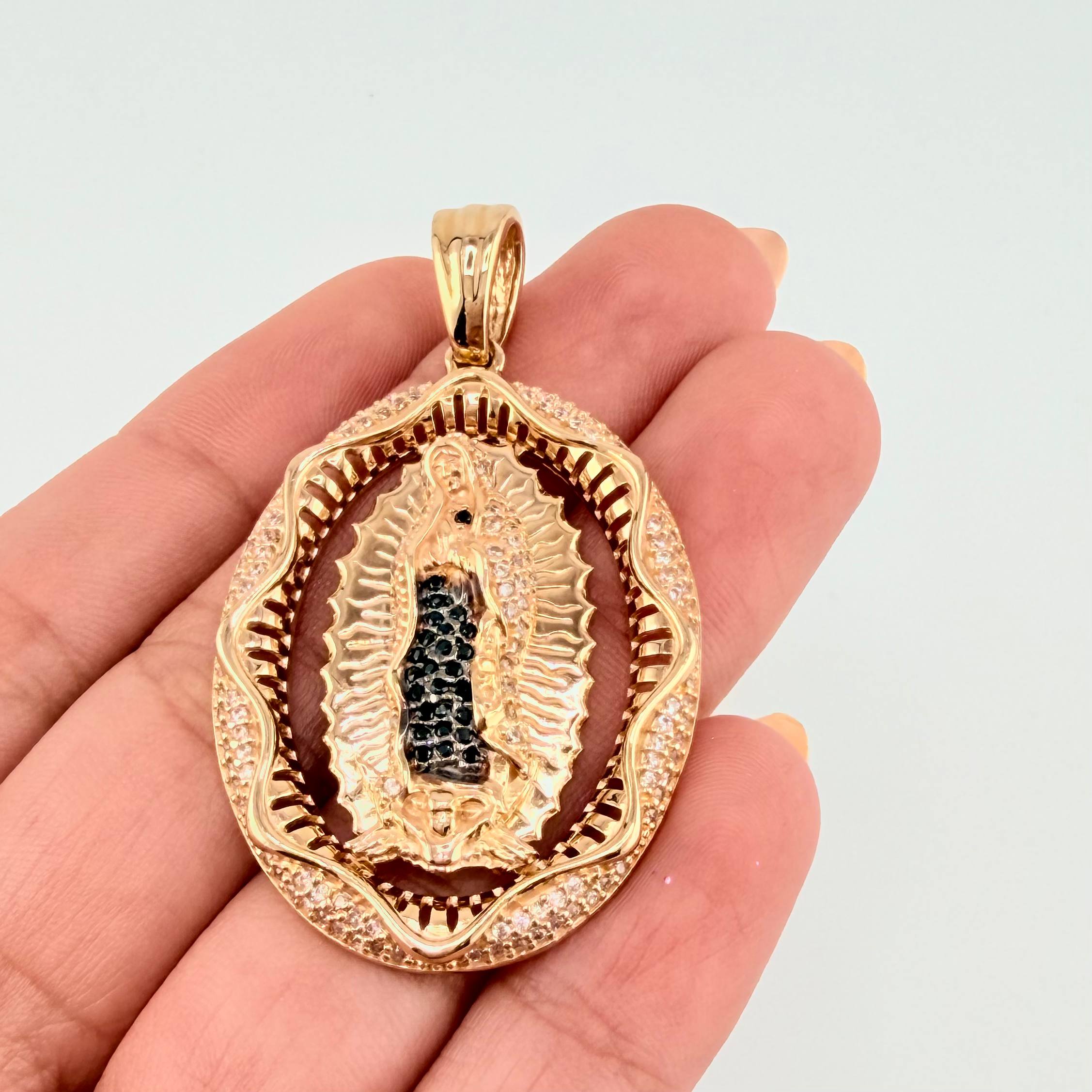 Dije Marco Virgen Guadalupe 15.25gr / 2 in / Oro Amarillo 18K *