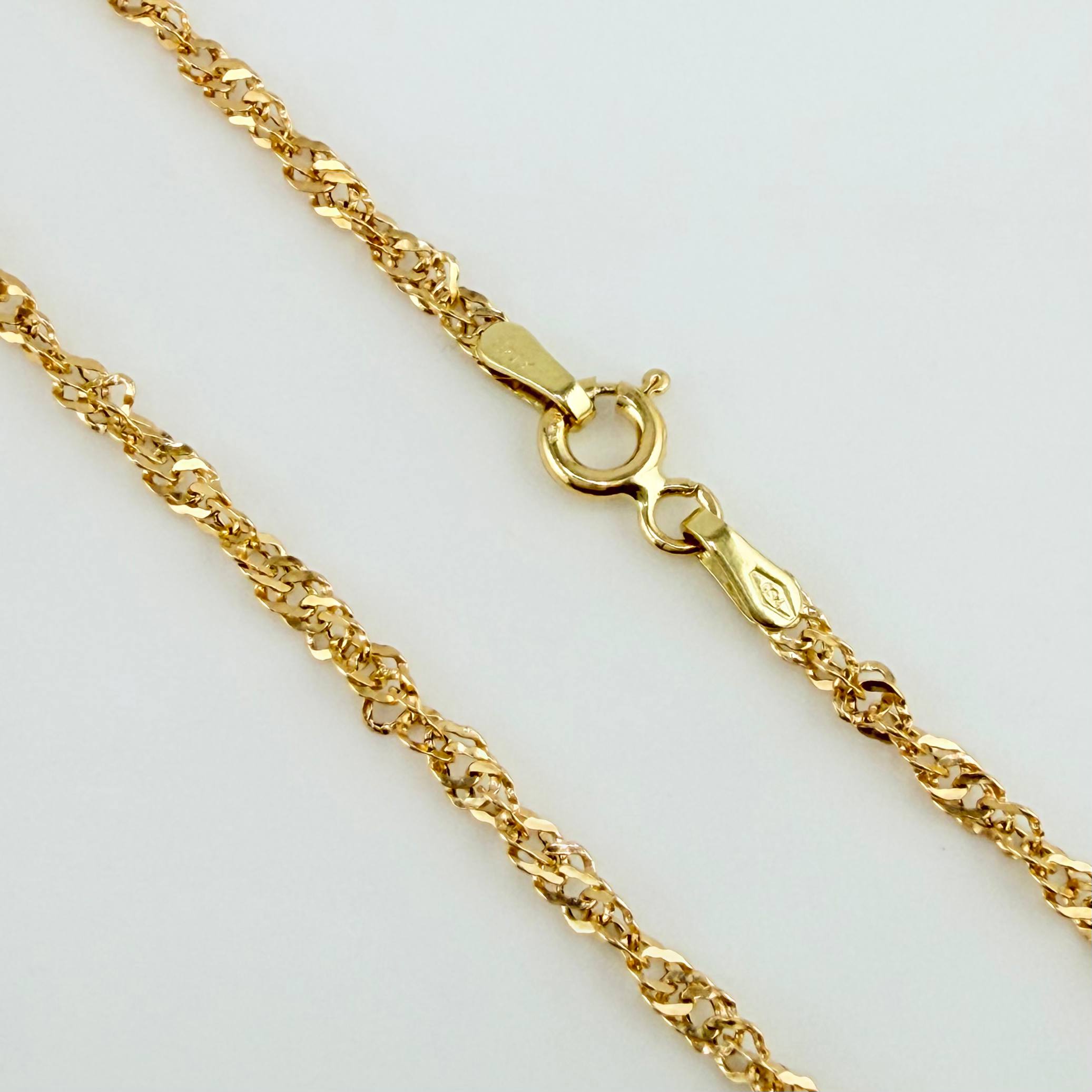 Cadena Singapur 2.2gr / 19 3/4 in / 2.3mm Oro Amarillo +3 18K