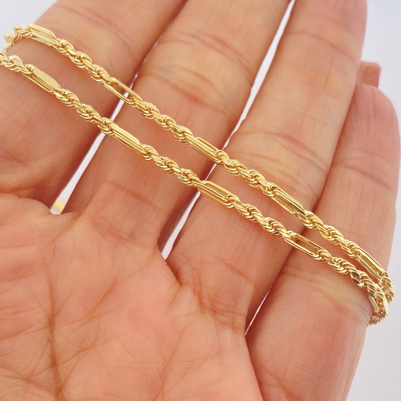 Rope Chain G 5.8gr / 24 1/4 in / 18K Gold +3 &